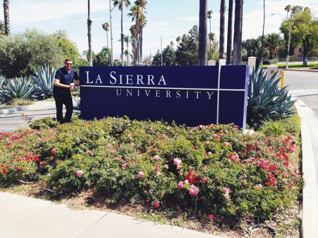 Conhecendo o campus da La Sierra University